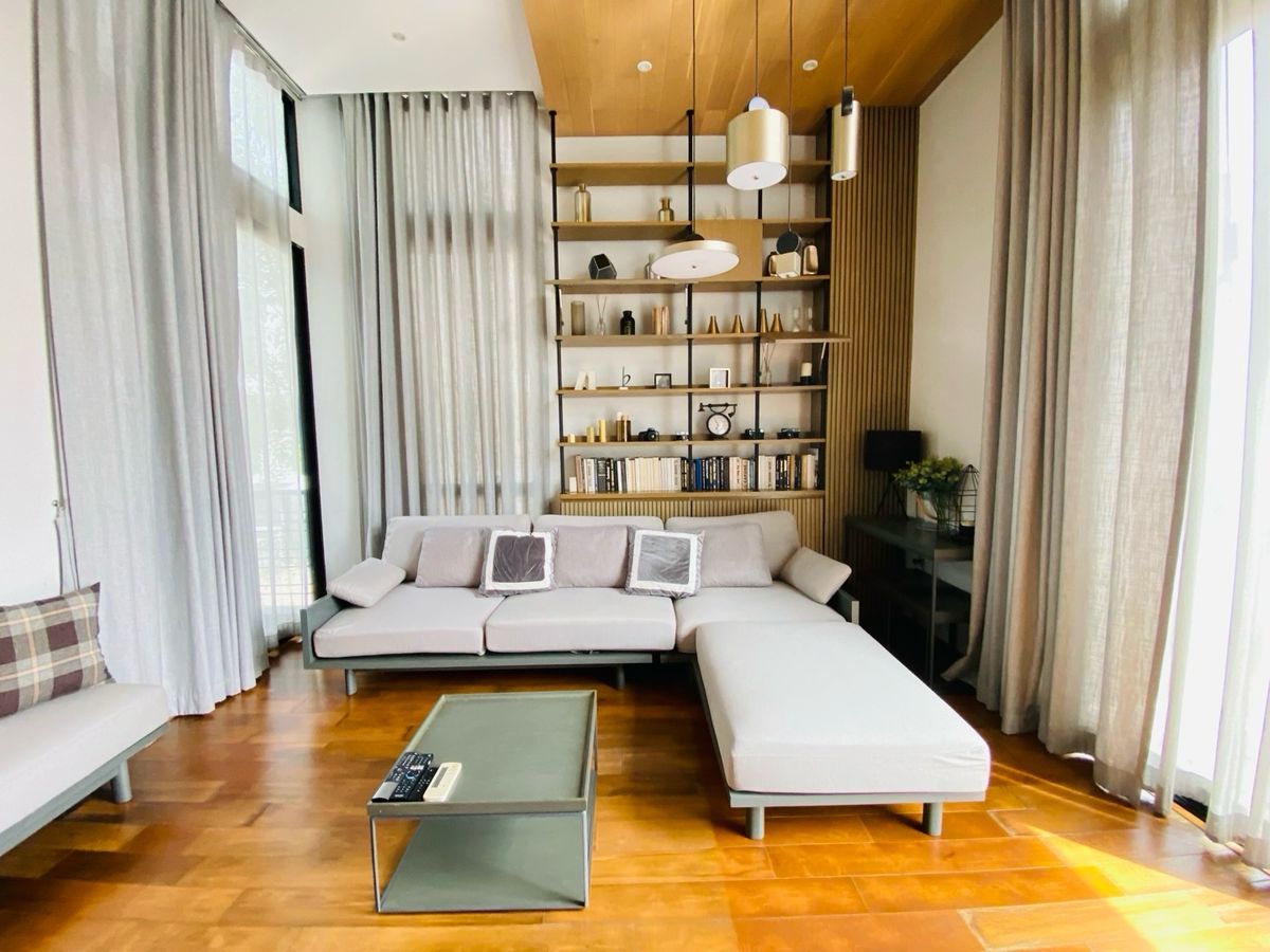 Home OfficePattanakan, Srinakarin : Selling with tenants! Golden opportunity for 4 -story townhome investors, luxury design corner, Modern Luxury, Nirvana Define Quality Project Srinakarin - Rama 9