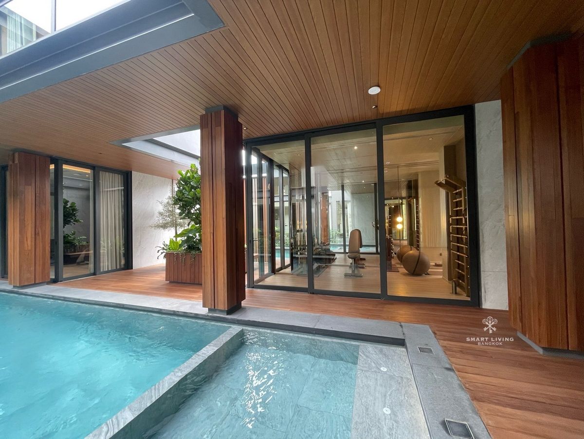 For SaleHouseBang Sue, Wong Sawang, Tao Pun : 📢 Ultra-Luxury 3-Storey Home . A masterpiece of elegance with a private pool, lift, fitness room, personal butler, central courtyard garden, Designed by  “I-Din.” Located in Prachachuen peaceful, easy access to multiple routes.