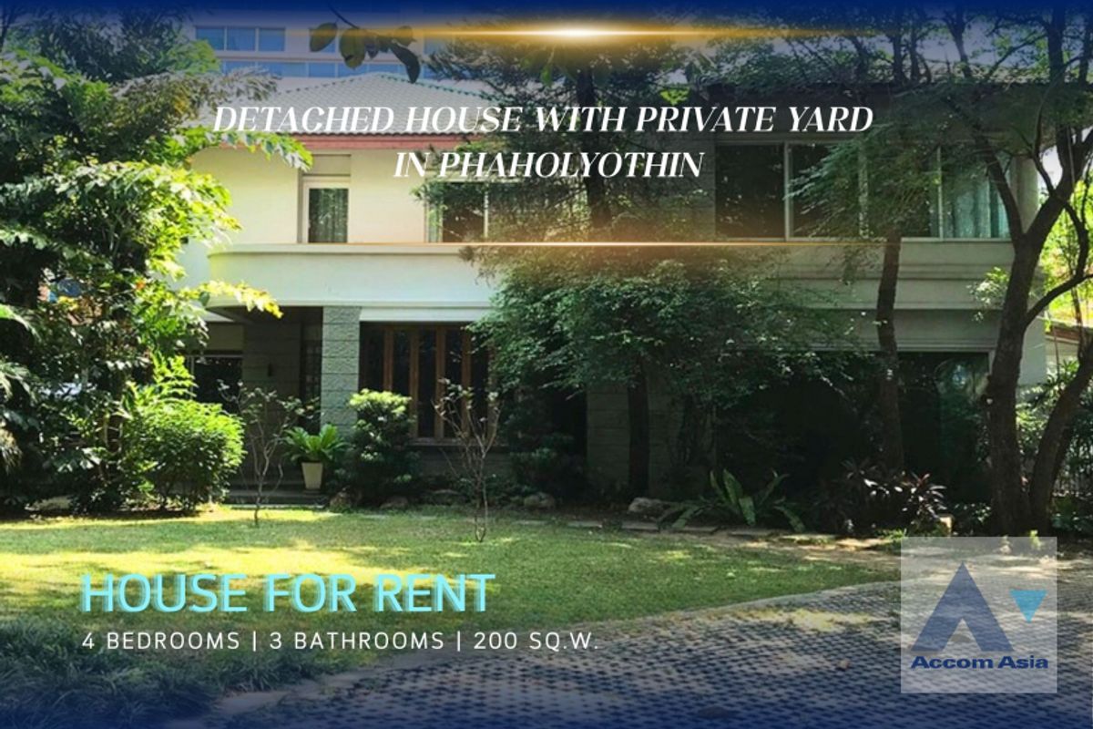 ให้เช่าบ้านอารีย์ อนุสาวรีย์ : 🔼 AccomA 🔽 Detached house with warm interiors and private yard in Phaholyothin (AA30003)