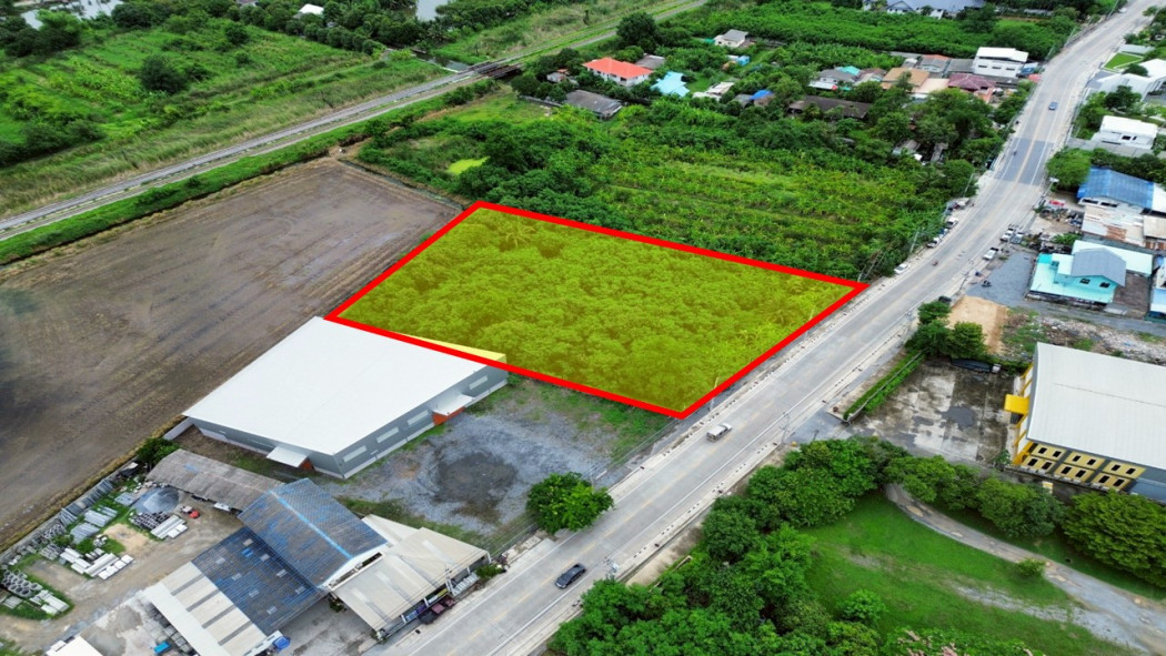 For SaleLandPinklao, Charansanitwong : Land for sale on 4 lanes on Sala Thammasop Road 773 Sq. Very cheap. This price cannot be found.