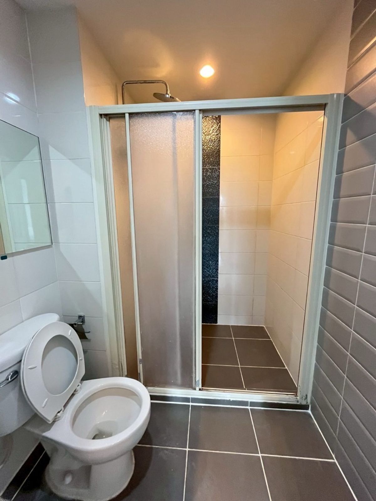 ให้เช่าคอนโดพระราม 9 เพชรบุรีตัดใหม่ RCA : Aspire rama9 ให้เช่า 1Bedroom 39sq.m รีบนัดนะครับห้องไปไวมากราคานี้🫡 โทร084-9792464