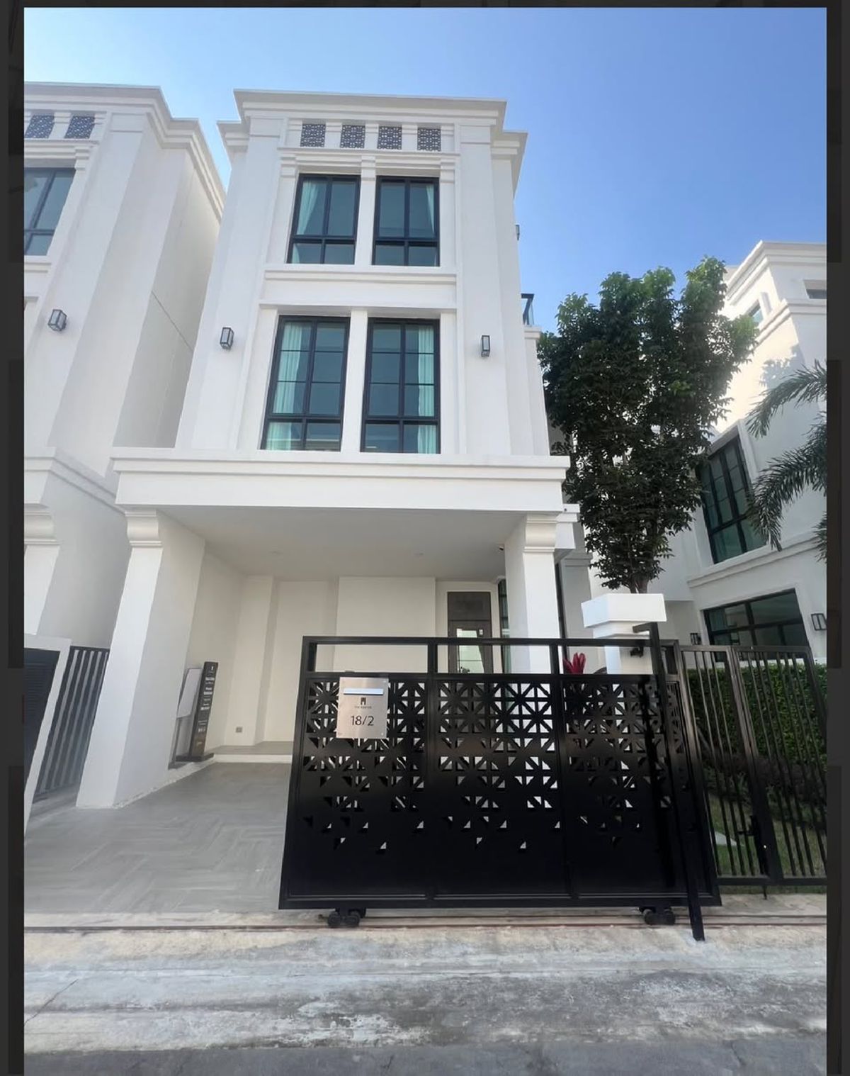 For RentHouseKaset Nawamin,Ladplakao : [RENT] The Master Ekkamai - Sukhonthasawat 3 Bedrooms 39 sq.w., living area 278 sqm. Price 200,000 baht.
