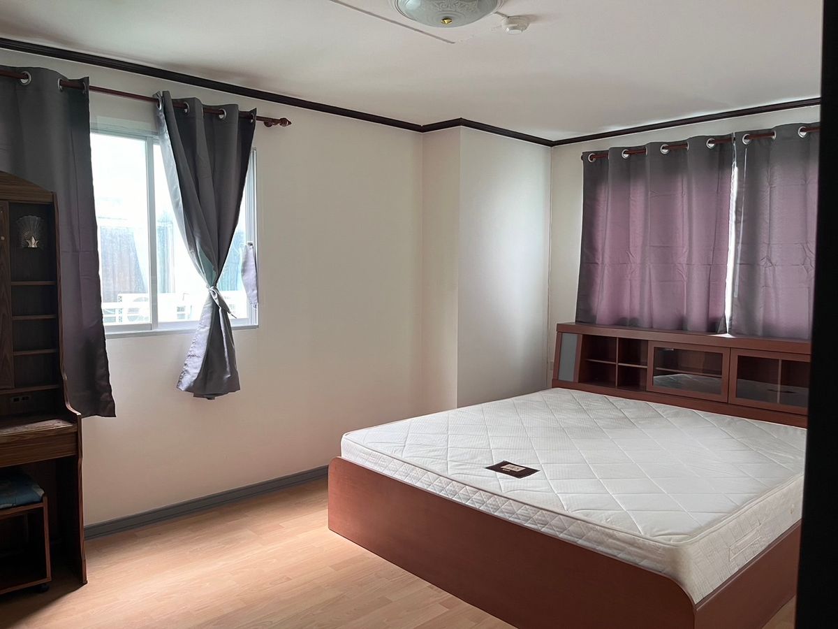 ขายคอนโดลาดพร้าว101 แฮปปี้แลนด์ : ขายคอนโด ลุมพินี เซ็นเตอร์ ลาดพร้าว 111 ห้องปรับปรุงใหม่ ทำเลดี พร้อมอยู่ (S4877)