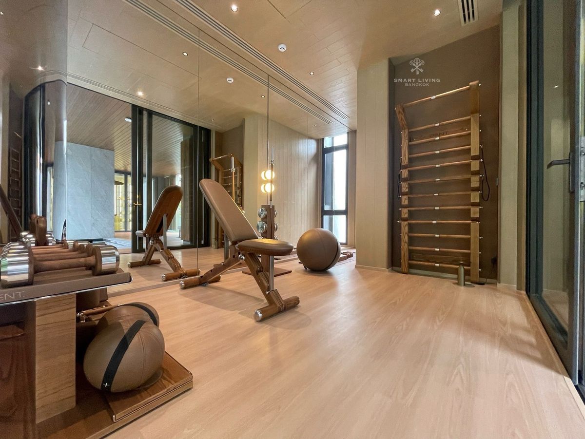 For SaleHouseBang Sue, Wong Sawang, Tao Pun : 📢 Ultra-Luxury 3-Storey Home . A masterpiece of elegance with a private pool, lift, fitness room, personal butler, central courtyard garden, Designed by  “I-Din.” Located in Prachachuen peaceful, easy access to multiple routes.