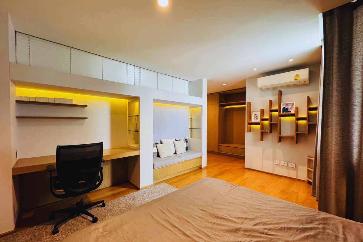 For SaleTownhomePattanakan, Srinakarin : Best for investment in BKK prime location ,For Sale – Corner Townhome | 4 Storeys | Nirvana Define Srinakarin-Rama 9