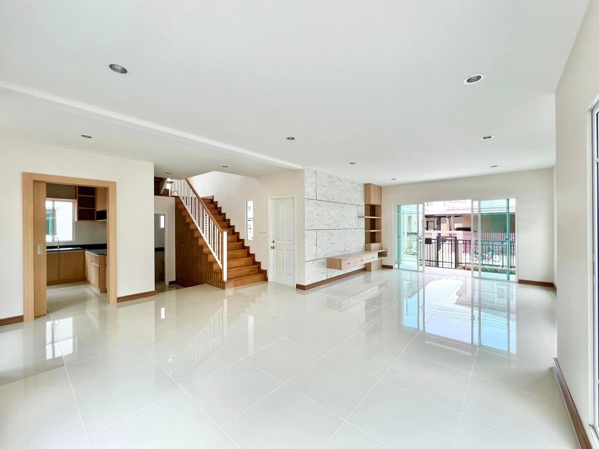 ขายบ้านพุทธมณฑล ศาลายา : 🎉🏡 บ้านสวย รีโนเวทใหม่! พร้อมเฟอร์บิ้วอิน! ภัสสร เพรสทีจ ปิ่นเกล้า-เพชรเกษม ✨ 