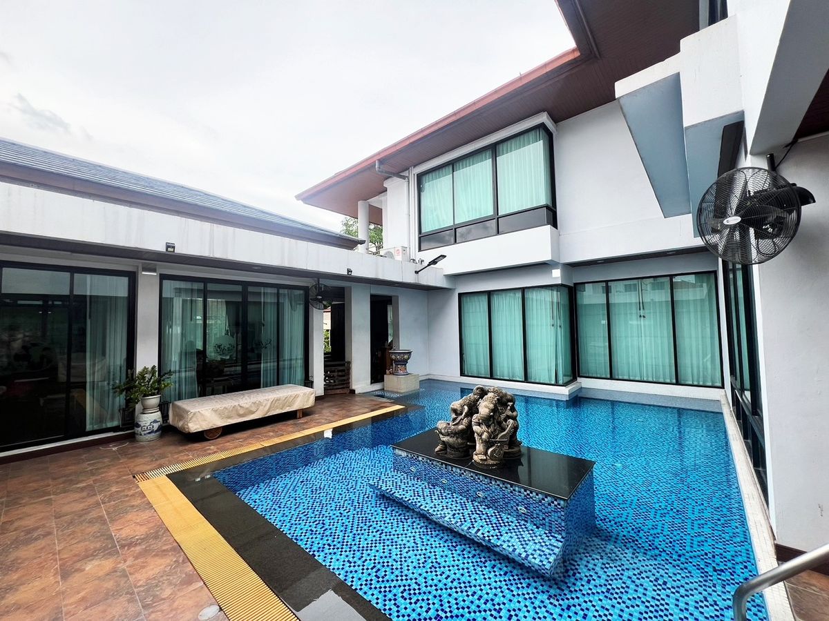 ขายบ้านอ่อนนุช อุดมสุข : บ้านเดี่ยว 2 ชั้น สุขุมวิท 65 6 ห้องนอน ขนาดที่ดิน 200 ตรว.