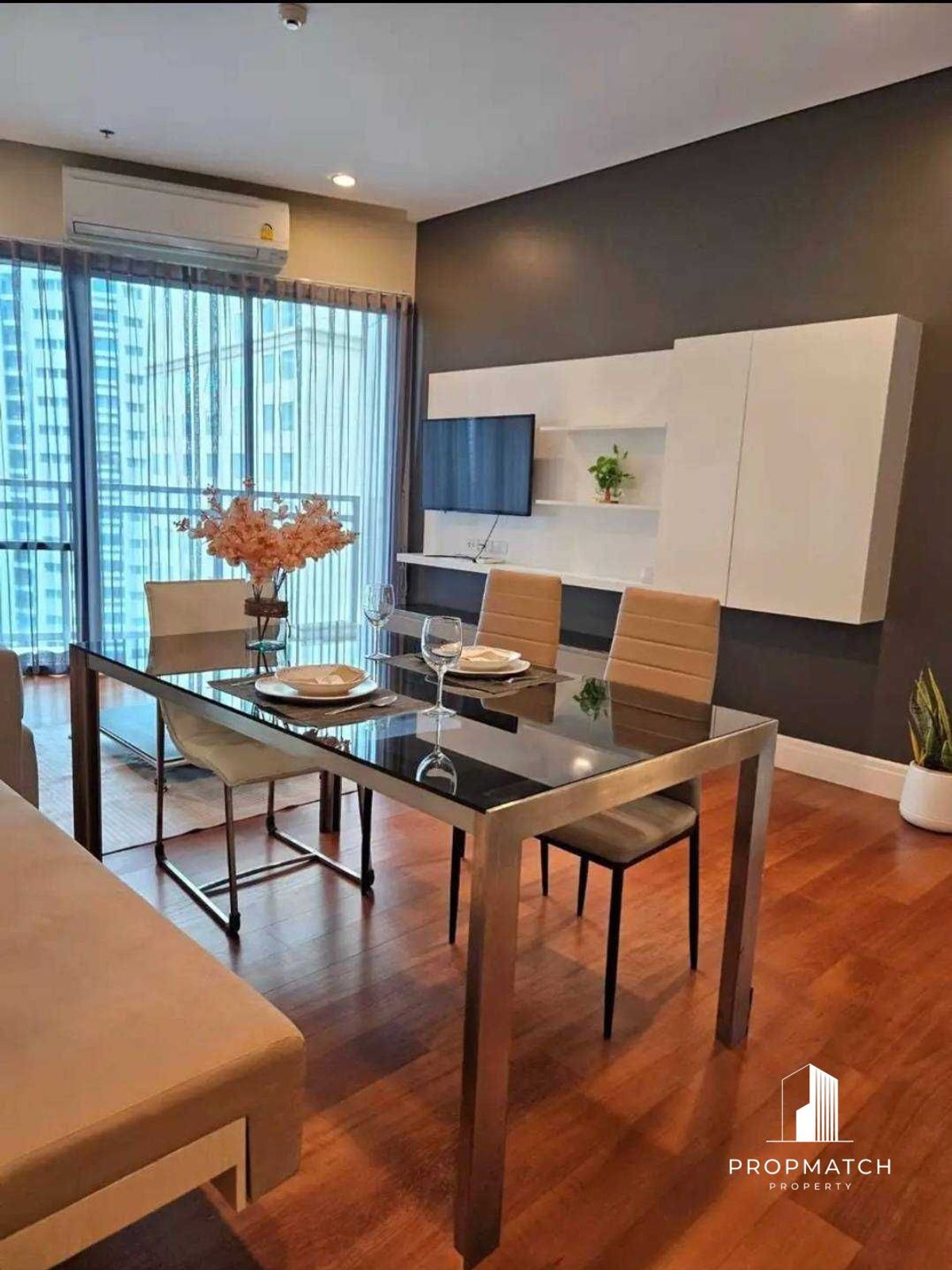 ให้เช่าคอนโดสุขุมวิท อโศก ทองหล่อ : ✨Flash Deal ✨Bright Sukhumvit 24( 1Bed 1Bath 70SQM.) แต่งครบพร้อมอยู่ !! เพียง 50,000บาทต่อเดือน Tel.0981315848 @propmatch