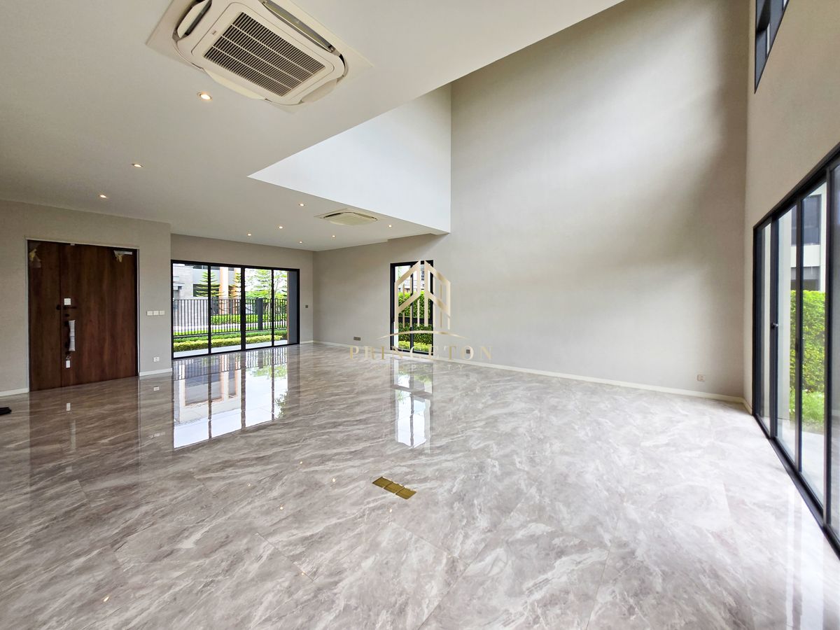 For SaleHouseLadkrabang, Suwannaphum Airport : Luxury House For Sale Lake Legend Bangna-Suvarnabhumi 📞092-4252445