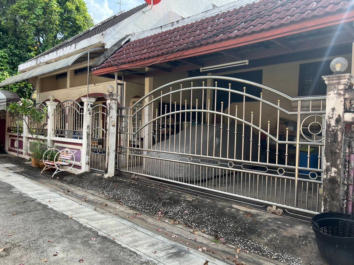 ขายบ้านปิ่นเกล้า จรัญสนิทวงศ์ : ขาย บ้านเดี่ยว หลังมุม ขุนนนท์นิเวศน์ ซอยบางขุนนนท์ 31 ใกล้โรงพยาบาลศิริราช