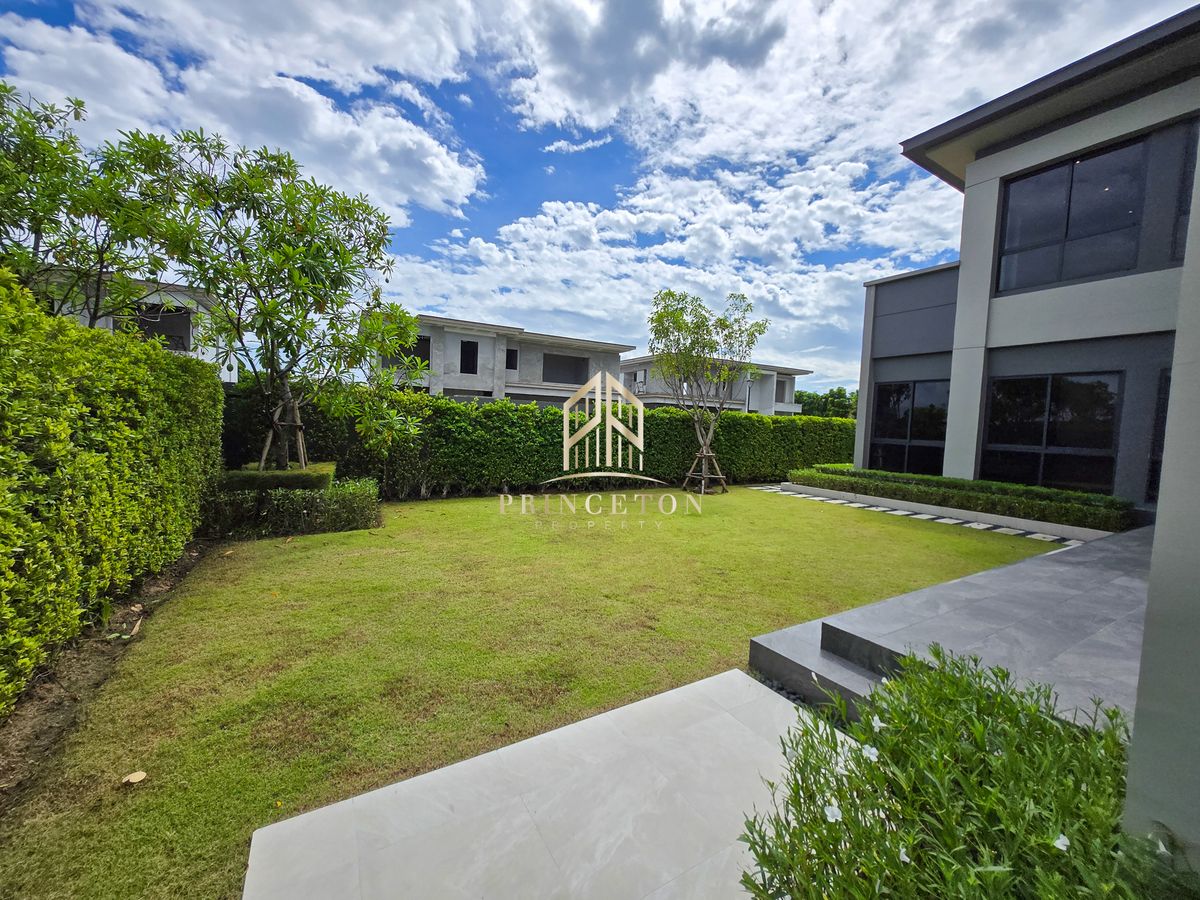 For SaleHouseLadkrabang, Suwannaphum Airport : Luxury House For Sale Lake Legend Bangna-Suvarnabhumi 📞092-4252445