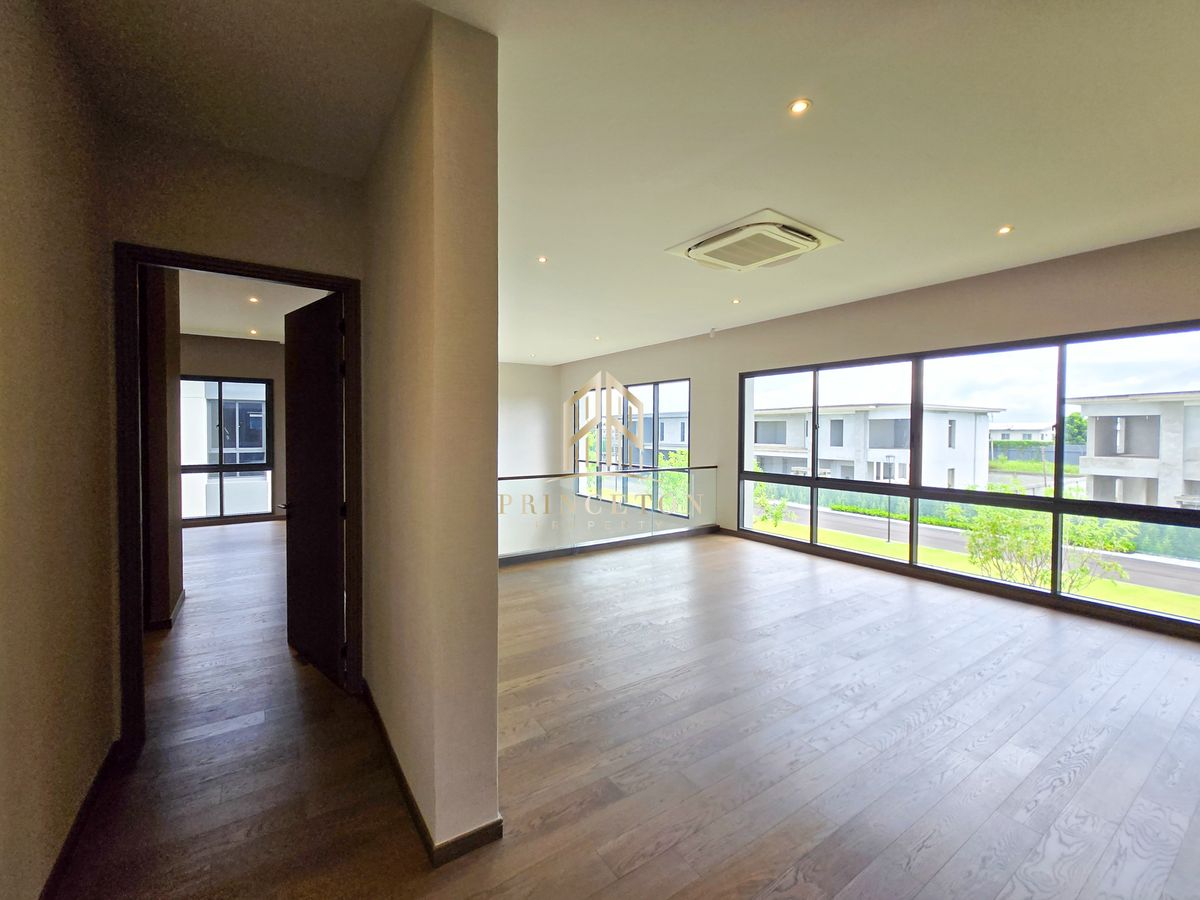 For SaleHouseLadkrabang, Suwannaphum Airport : Luxury House For Sale Lake Legend Bangna-Suvarnabhumi 📞092-4252445