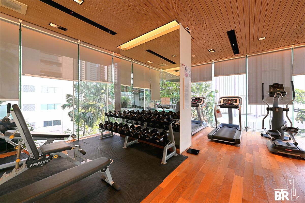 ขายคอนโดสุขุมวิท อโศก ทองหล่อ :  ยูนิต Luxury หรูหราแบบไม่ต้องรอ เดอะรูม สุขุมวิท 21 