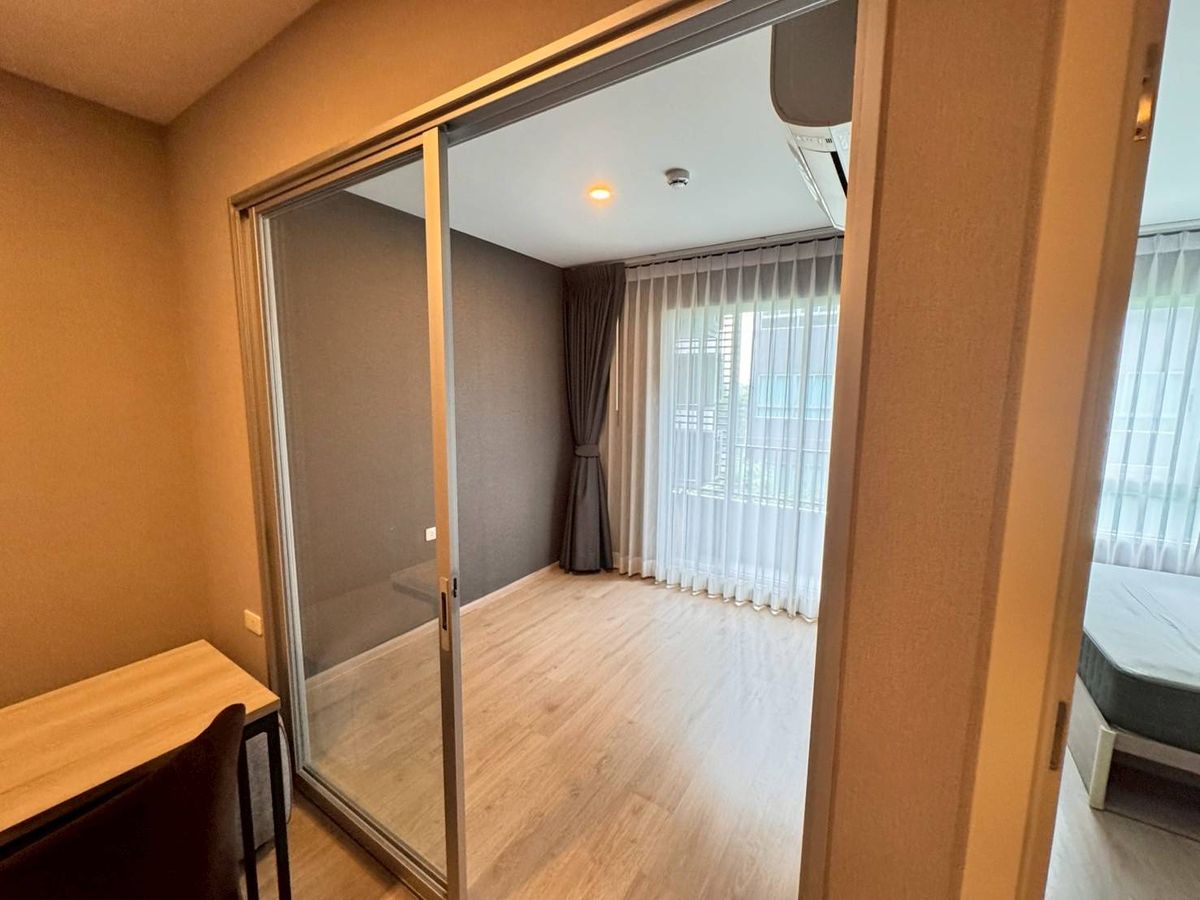 ให้เช่าคอนโดเกษตรศาสตร์ รัชโยธิน : เช่า Elio Del Moss 1BED PLUS วิวสระ สภาพใหม่ ใกล้ BTS เสนานิคม 700 ม. มีรถตู้รับส่ง ใกล้ ม. เกษตร, ม. ศรีปทุม**LINE: @751paggb / TEL: 0863649888