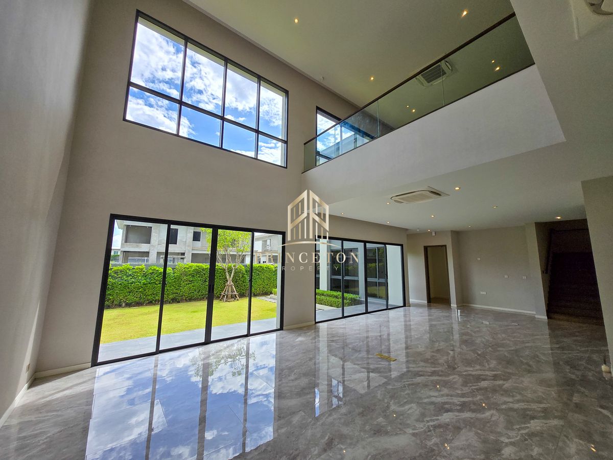 For SaleHouseLadkrabang, Suwannaphum Airport : Luxury House For Sale Lake Legend Bangna-Suvarnabhumi 📞092-4252445