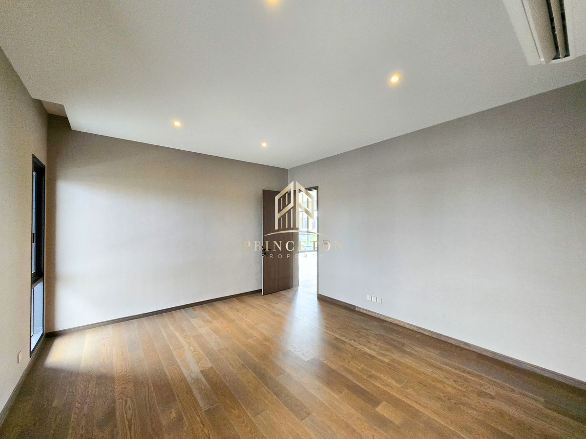 For SaleHouseLadkrabang, Suwannaphum Airport : Luxury House For Sale Lake Legend Bangna-Suvarnabhumi 📞092-4252445