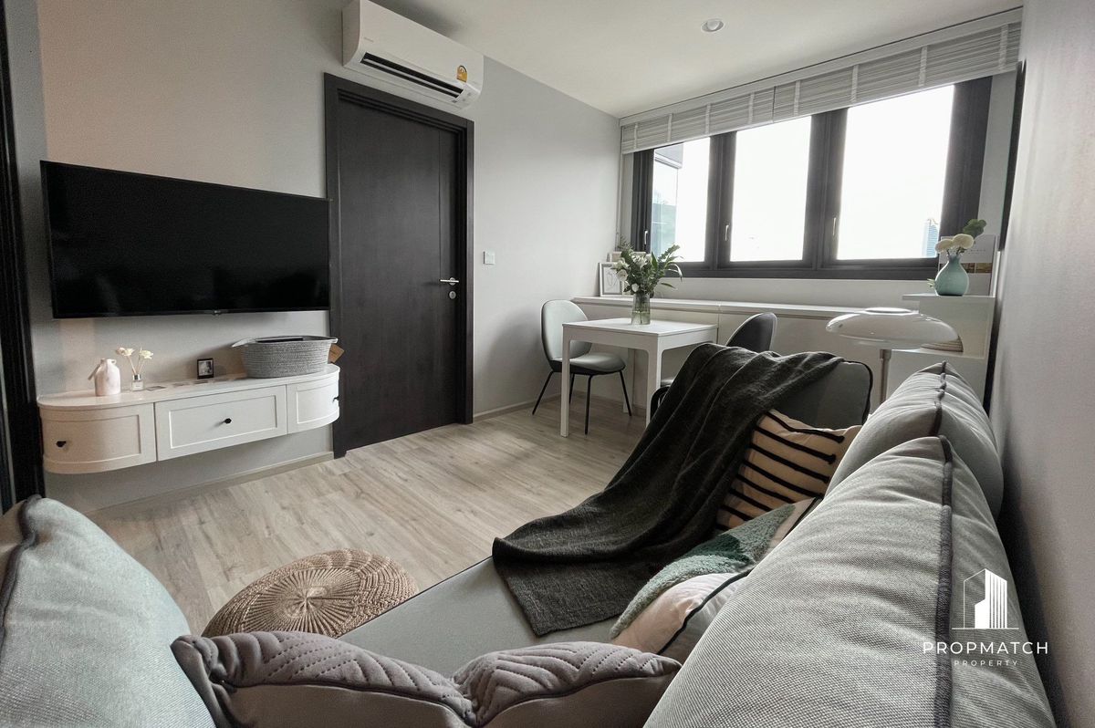 ให้เช่าคอนโดรัชดา ห้วยขวาง : ✨Flash Deal ✨XT Huaikhwang( 1Bed 1Bath 35 SQM.) แต่งครบพร้อมอยู่ !! เพียง 21,000บาทต่อเดือน Tel.0981315848 @propmatch