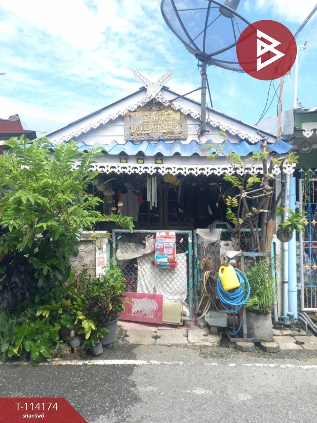 For SaleTownhomeSamut Prakan,Samrong : Townhouse for sale Samut Prakan Housing Village, Bang Pu Municipality 49, ready to stay
