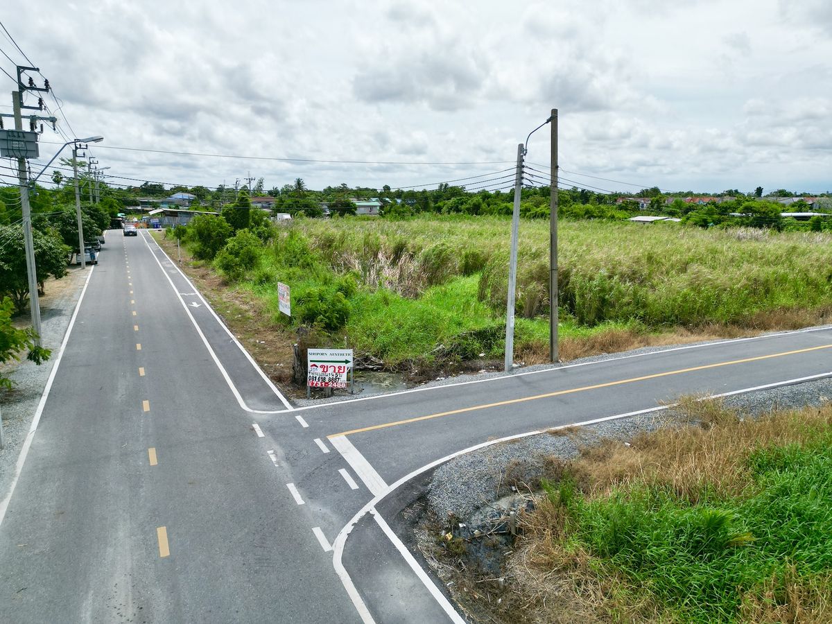 ขายที่ดินบางนา แบริ่ง ลาซาล : ขายที่ดินบางนาตราด กม26 ขนาด5ไร่สวยที่สุดในซอยเอแบคบางนา ติดถนน3ด้าน ใกล้โรงเรียนเตรียมอุดม