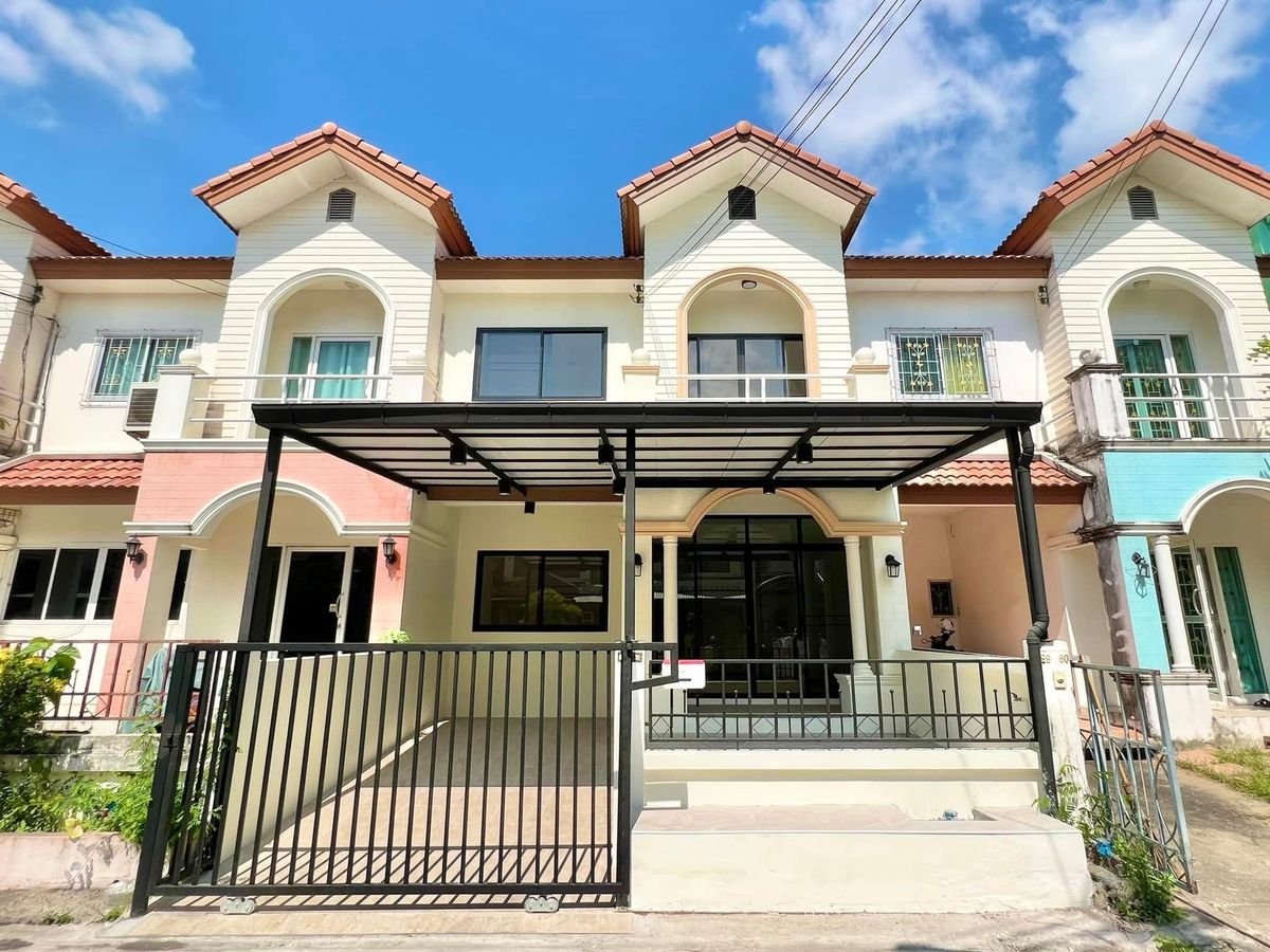 ขายบ้านท่าพระ ตลาดพลู วุฒากาศ : 🏡 บ้านรีโนเวทใหม่เอี่ยมทั้งหลัง! 3 นอน มีห้องนอนชั้นล่าง สะดวกสบาย ทำเลทองติดถนนกัลปพฤกษ์!✨