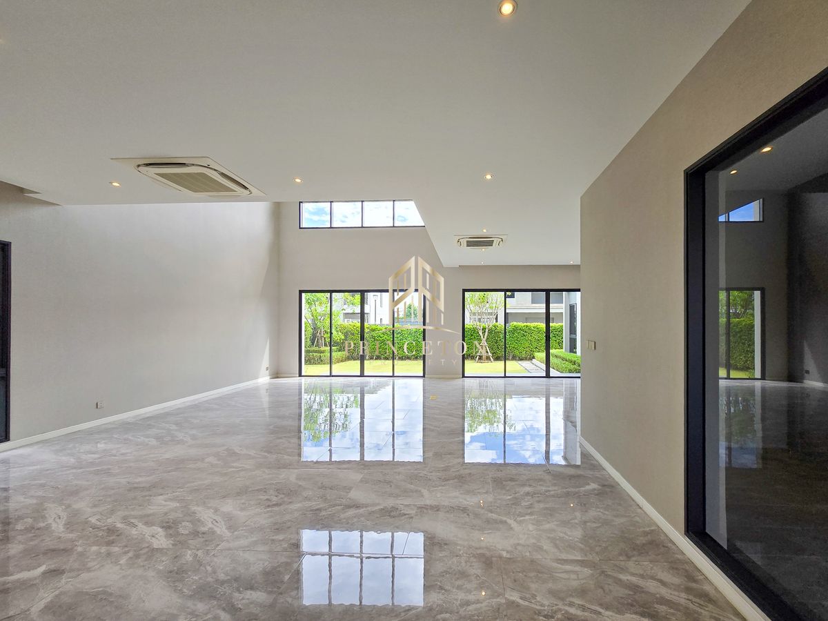 For SaleHouseLadkrabang, Suwannaphum Airport : Luxury House For Sale Lake Legend Bangna-Suvarnabhumi 📞092-4252445