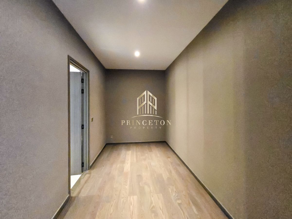 For SaleHouseLadkrabang, Suwannaphum Airport : Luxury House For Sale Lake Legend Bangna-Suvarnabhumi 📞092-4252445