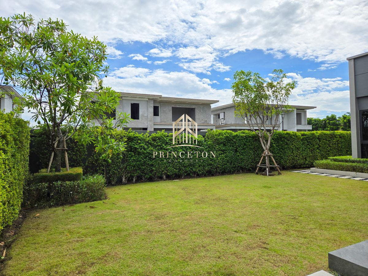 For SaleHouseLadkrabang, Suwannaphum Airport : Luxury House For Sale Lake Legend Bangna-Suvarnabhumi 📞092-4252445