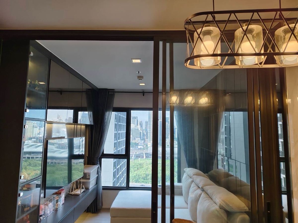 ขายคอนโดพระราม 9 เพชรบุรีตัดใหม่ RCA : 📣 ขายคอนโด Life Asoke – Rama 9 ห้องแต่งสวย ชั้นสูงวิวโล่งทิศใต้ วิว Airport Link พร้อมอยู่!

📍 ทำเลพรีเมียมใจกลางพระราม 9 – ใกล้ MRT & Central เพียง 300 เมตร