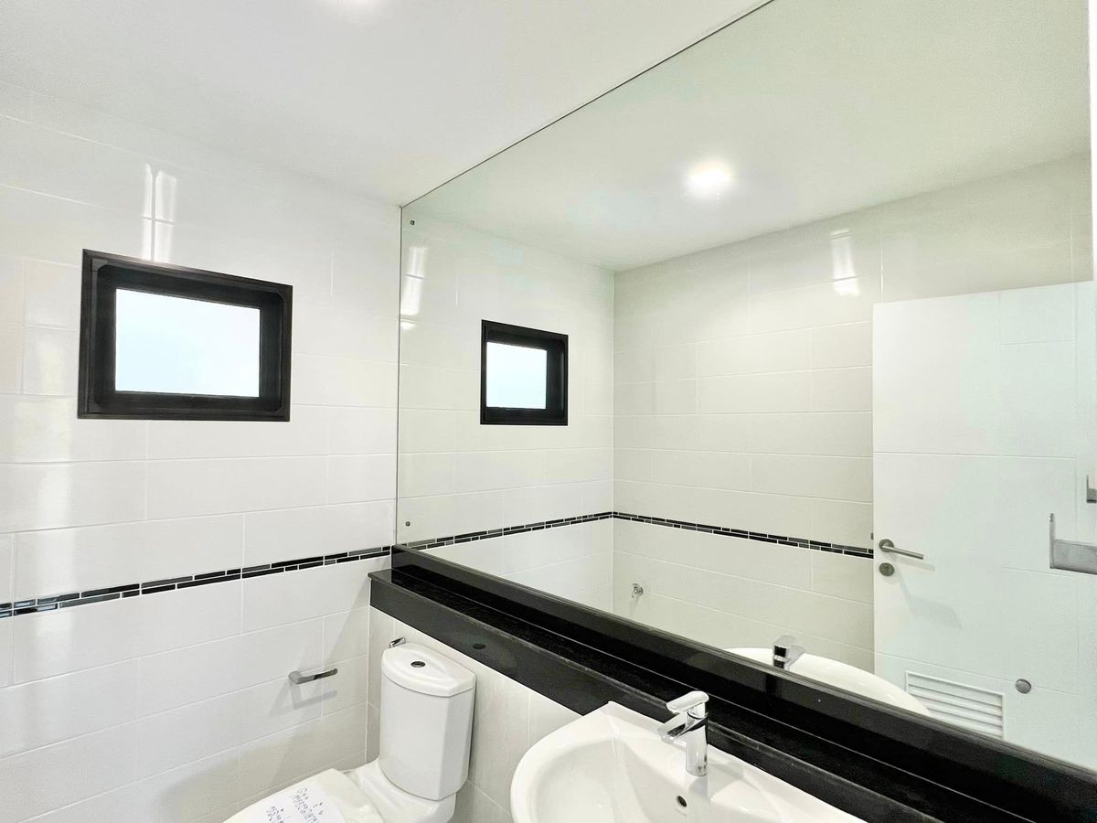 ขายบ้านนวมินทร์ รามอินทรา : 🎉🏡 เศรษฐสิริวัชรพล หลังใหญ่สวยตรงปก! พร้อมจัดสวนรอบตัวบ้าน! ทำเลทองติดถนนใหญ่สุขาภิบาล 5 🌴✨