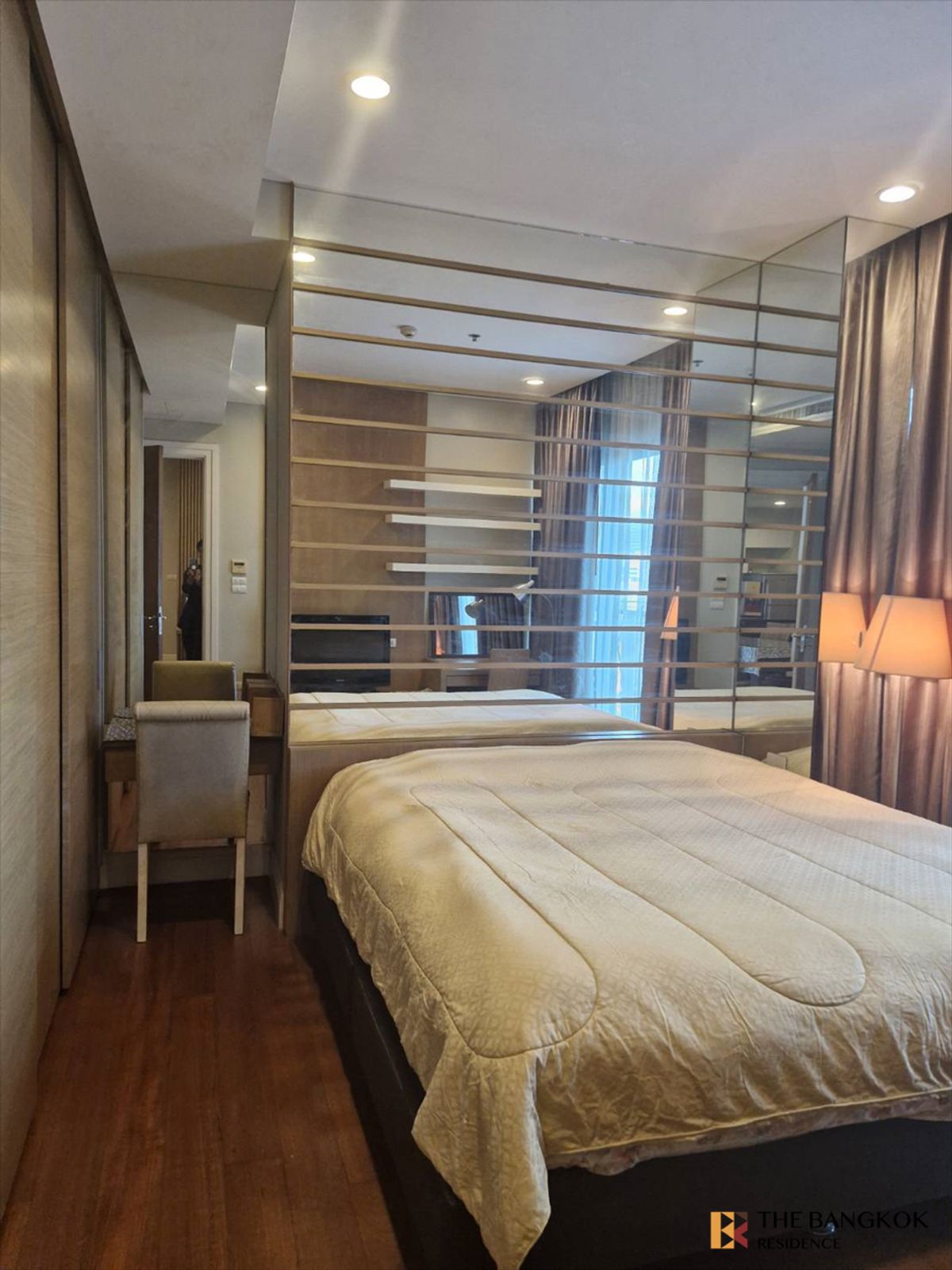 ขายคอนโดสุขุมวิท อโศก ทองหล่อ :  คอนโดหรูสุด Luxury ย่านธุรกิจ ไบร์ท สุขุมวิท 24 