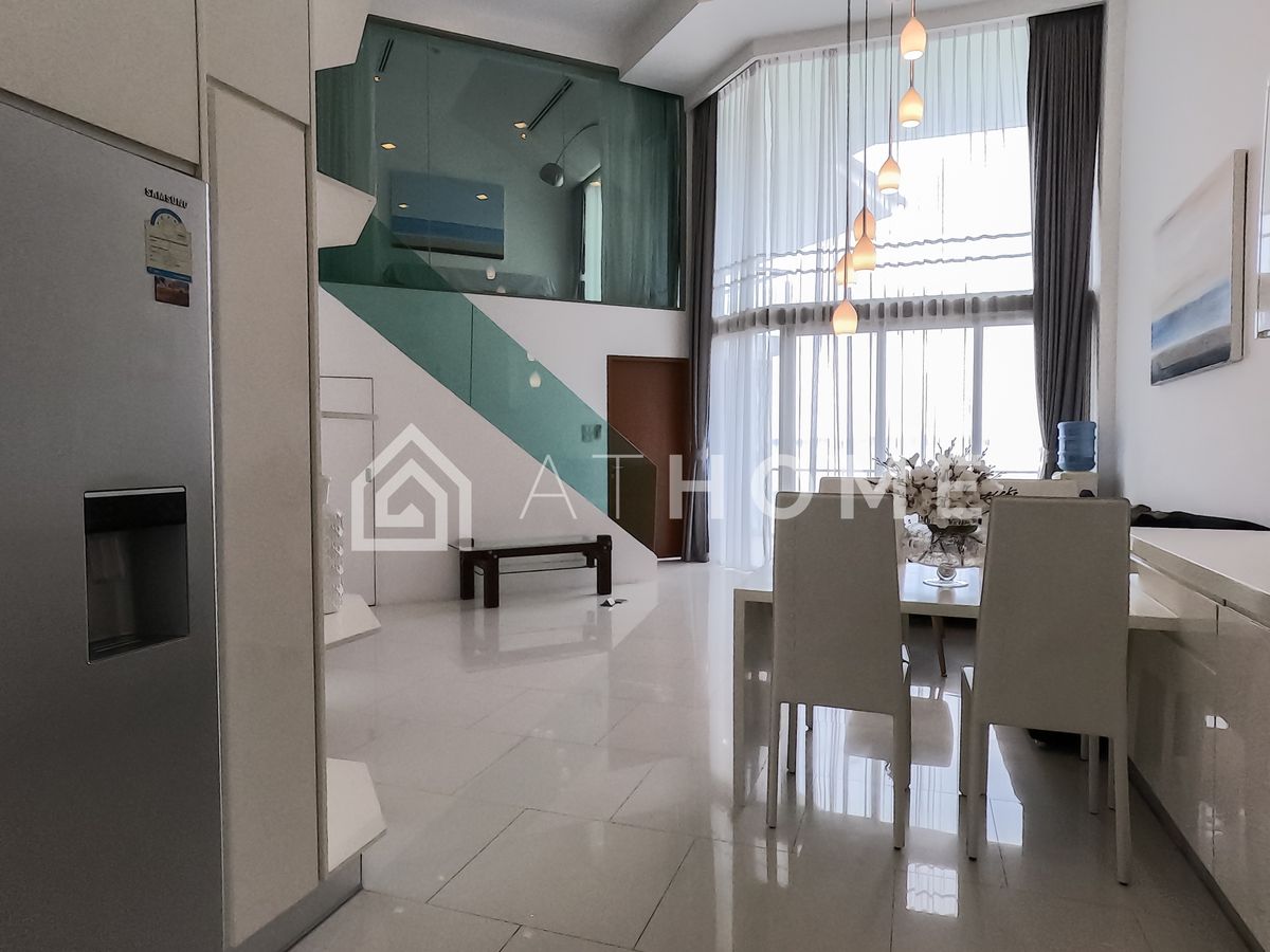 For SaleCondoPattaya, Bangsaen, Chonburi : 🔔 For Sale: Spacious 3-Bedroom Duplex at Sanctuary Wongamat | Foreign Quota