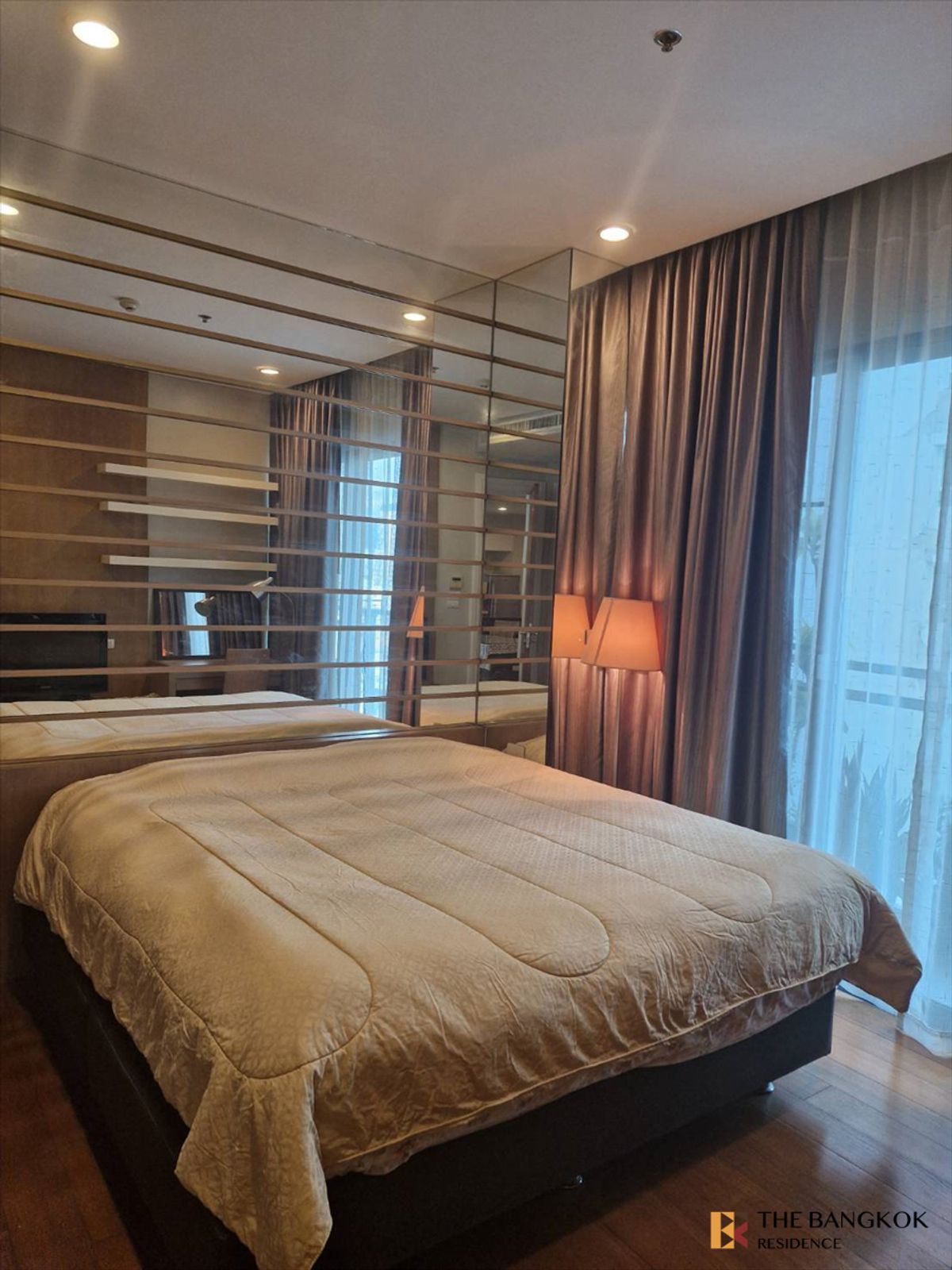 ขายคอนโดสุขุมวิท อโศก ทองหล่อ :  คอนโดหรูสุด Luxury ย่านธุรกิจ ไบร์ท สุขุมวิท 24 