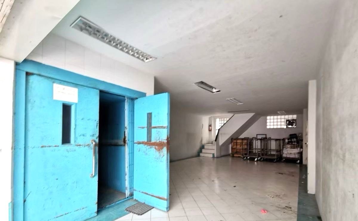 ให้เช่าโฮมออฟฟิศวงเวียนใหญ่ เจริญนคร : ให้เช่าสำนักงานพร้อมโกดังเก็บสินค้า ทำเล เจริญนคร ใกล้ Iconsiam ,สาทร สีลม, BTS กรุงธนบุรี