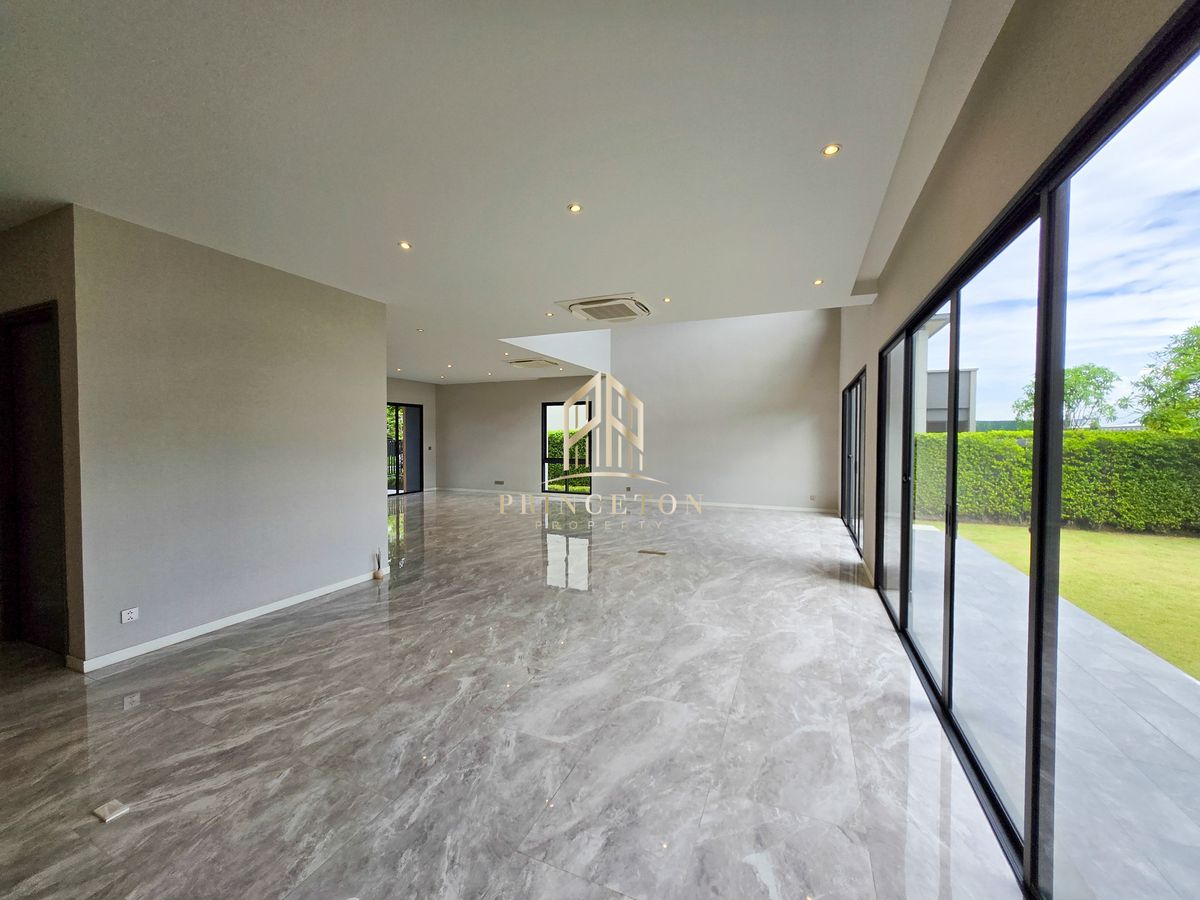 For SaleHouseLadkrabang, Suwannaphum Airport : Luxury House For Sale Lake Legend Bangna-Suvarnabhumi 📞092-4252445