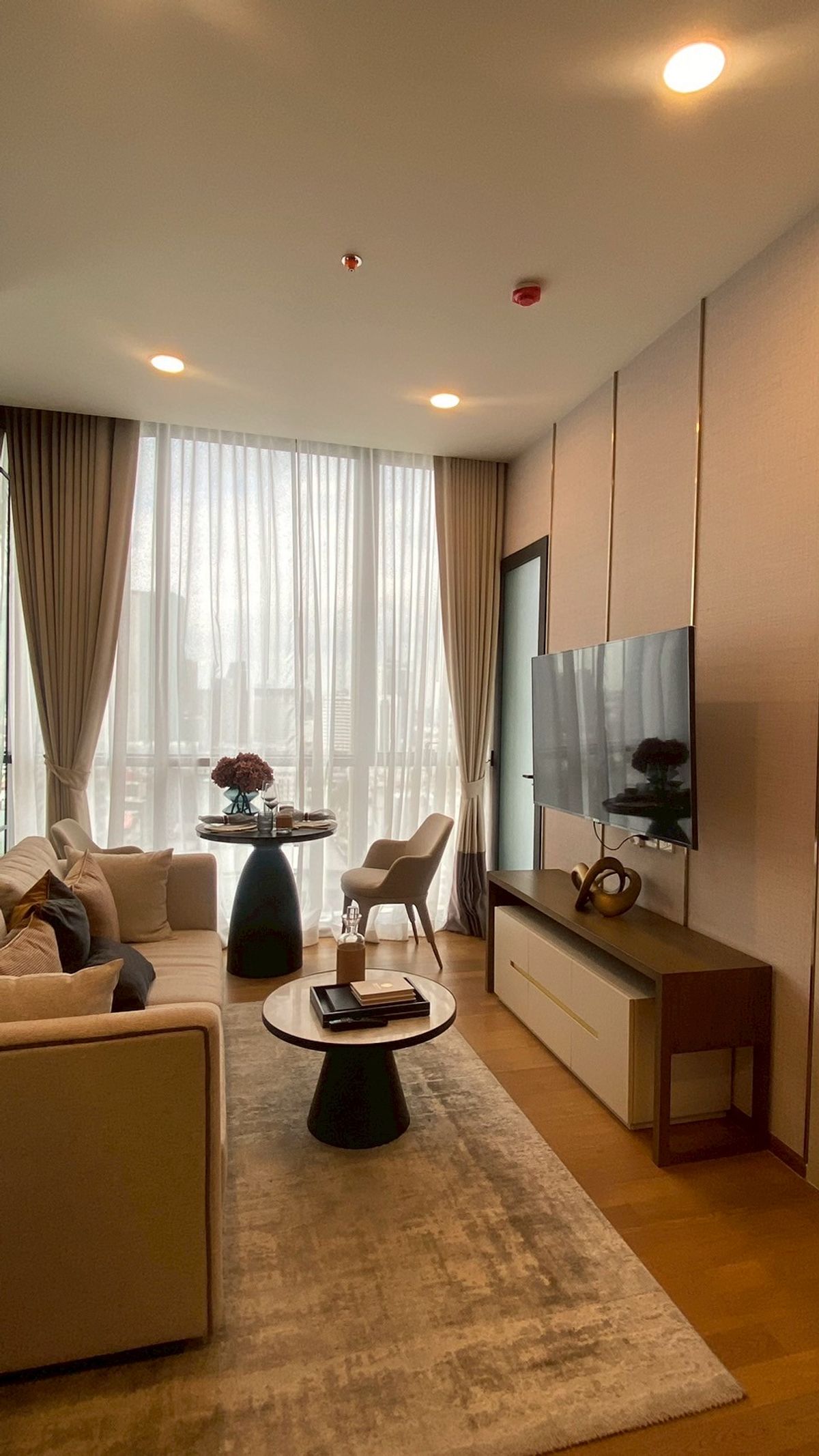 ขายคอนโดราชเทวี พญาไท : ขาย Wish Signature ll midtown siam  วิชซิกเนเจอร์2 มิดทาวน์สยาม ห้องใหม่ มือ1 ตกแต่งครบ พร้อมให้คุณเป็นเจ้าของ 