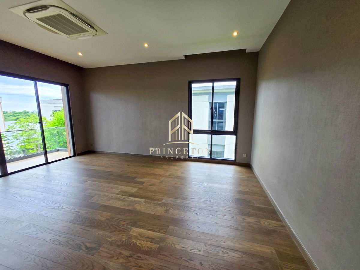 For SaleHouseLadkrabang, Suwannaphum Airport : Luxury House For Sale Lake Legend Bangna-Suvarnabhumi 📞092-4252445