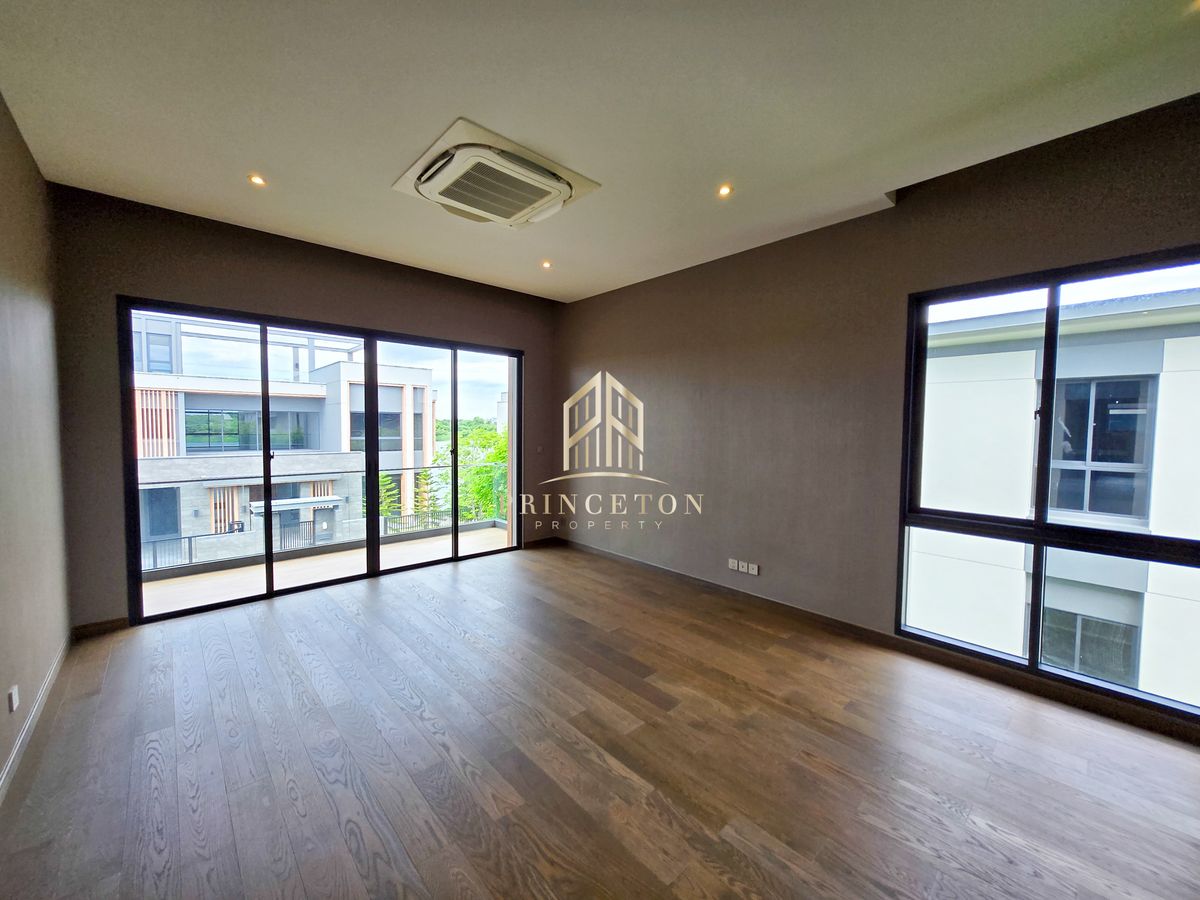 For SaleHouseLadkrabang, Suwannaphum Airport : Luxury House For Sale Lake Legend Bangna-Suvarnabhumi 📞092-4252445