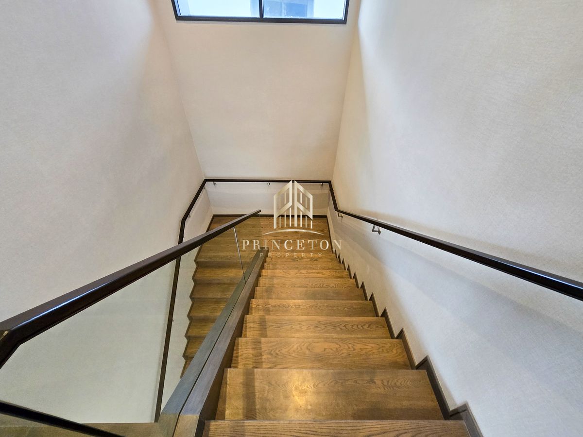 For SaleHouseLadkrabang, Suwannaphum Airport : Luxury House For Sale Lake Legend Bangna-Suvarnabhumi 📞092-4252445