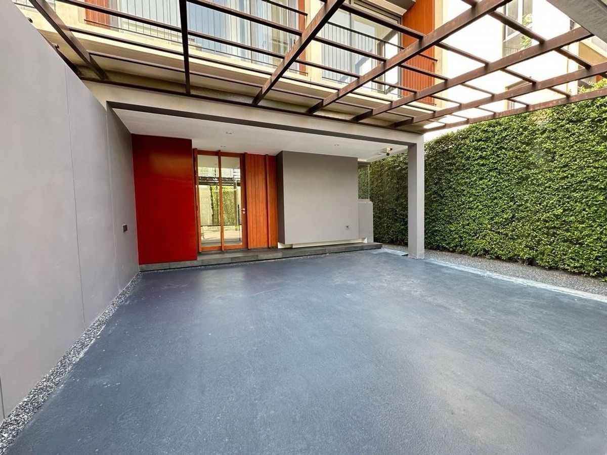 ขายทาวน์โฮมมีนบุรี-ร่มเกล้า : ทาวน์โฮมแฝด 3.5 ชั้น หลังสุดท้ายของโครงการ ติดสวนส่วนตัว  ทำเลถนนรามคำแหง  ซอย รามคำแหง 118  ใกล้เขตสะพานสูง  ทำเลเงียบสงบมากๆๆ