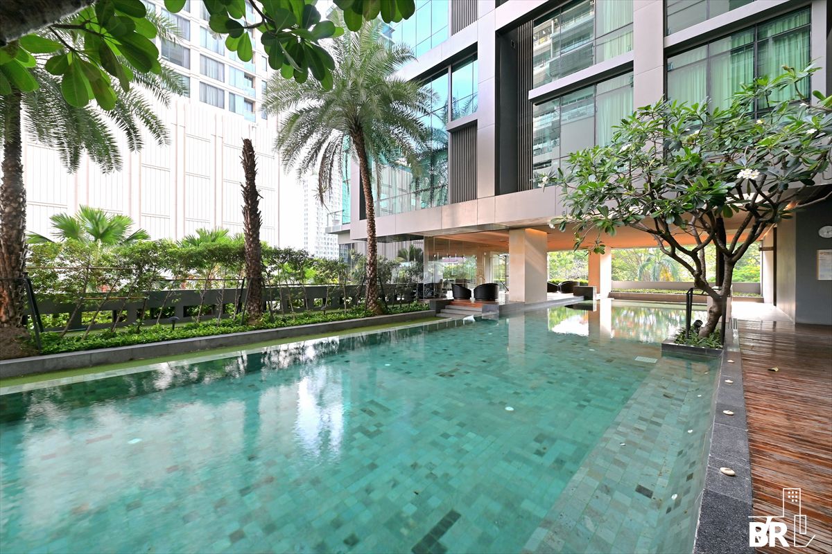 ขายคอนโดสุขุมวิท อโศก ทองหล่อ :  ยูนิต Luxury หรูหราแบบไม่ต้องรอ เดอะรูม สุขุมวิท 21 