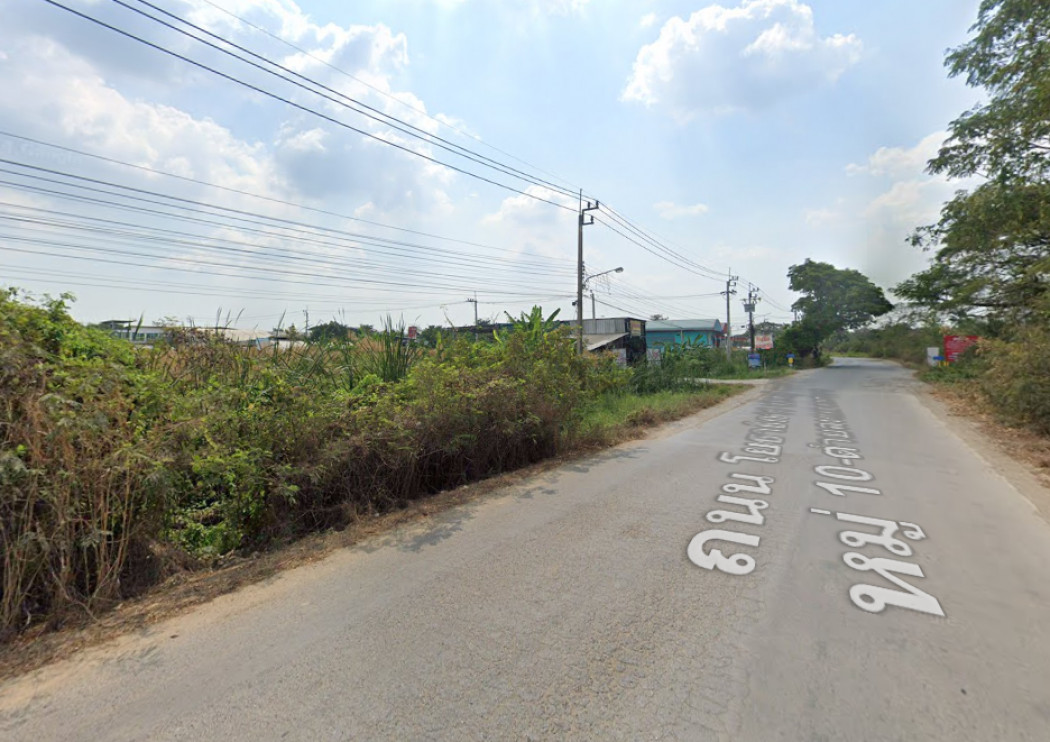ขายที่ดินนนทบุรี บางใหญ่ บางบัวทอง : ขายที่ดิน ริมถนนหลักหมู่บ้านเคหะการเกษตร 197 ตรว ถนนกว้างมาก เหมาะทำการค้า DD
