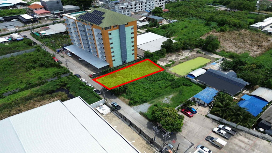 ขายที่ดินสมุทรปราการ สำโรง : ขายที่ดิน 103 ตรว ซอยแบริ่ง 43  ใกล้สถานีรถไฟฟ้า 500 เมตร ราคานี้หายาก DD