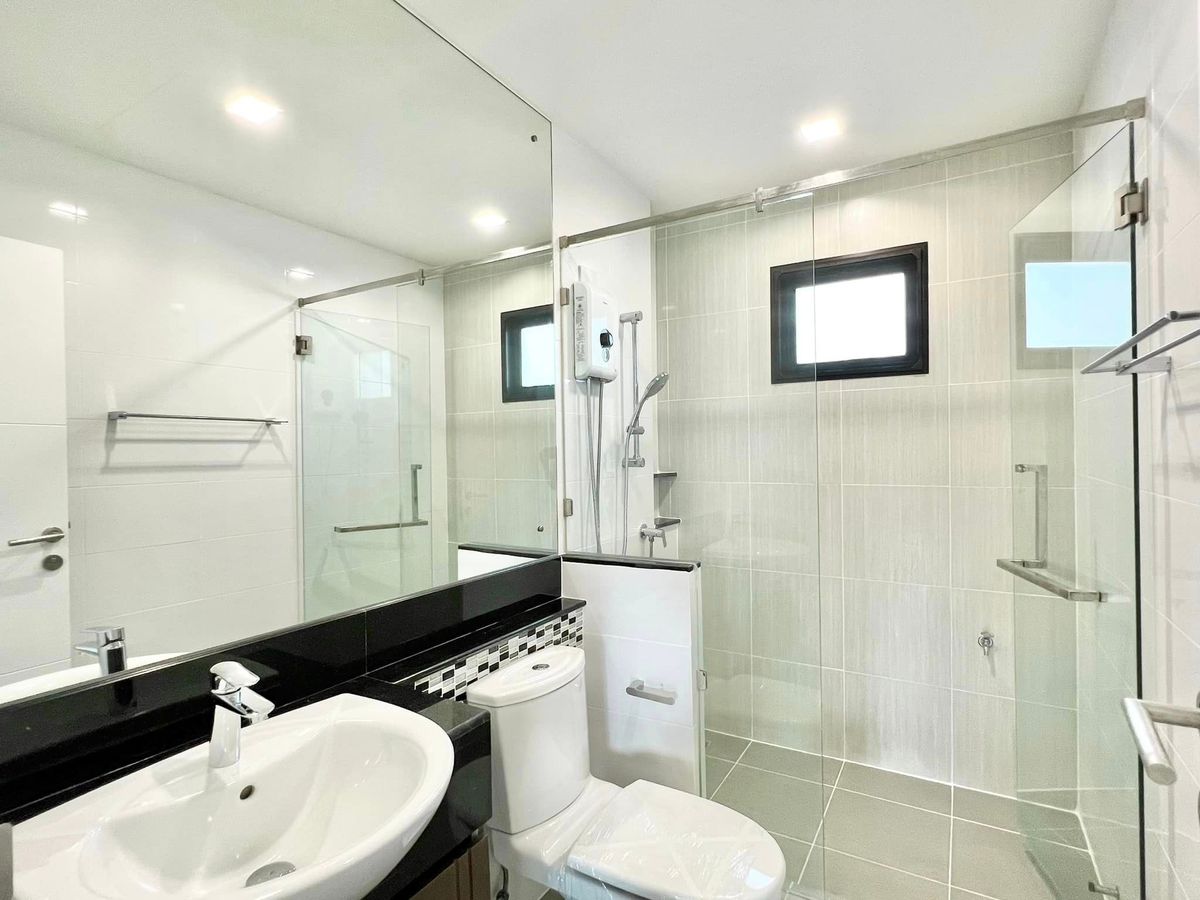 ขายบ้านนวมินทร์ รามอินทรา : 🎉🏡 เศรษฐสิริวัชรพล หลังใหญ่สวยตรงปก! พร้อมจัดสวนรอบตัวบ้าน! ทำเลทองติดถนนใหญ่สุขาภิบาล 5 🌴✨