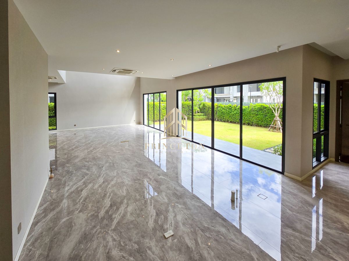 For SaleHouseLadkrabang, Suwannaphum Airport : Luxury House For Sale Lake Legend Bangna-Suvarnabhumi 📞092-4252445