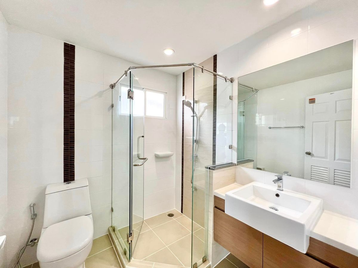 ขายบ้านพุทธมณฑล ศาลายา : 🎉🏡 บ้านสวย รีโนเวทใหม่! พร้อมเฟอร์บิ้วอิน! ภัสสร เพรสทีจ ปิ่นเกล้า-เพชรเกษม ✨ 