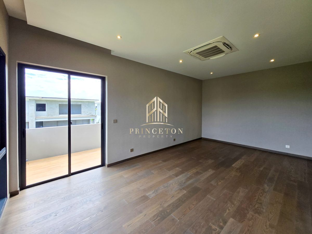 For SaleHouseLadkrabang, Suwannaphum Airport : Luxury House For Sale Lake Legend Bangna-Suvarnabhumi 📞092-4252445