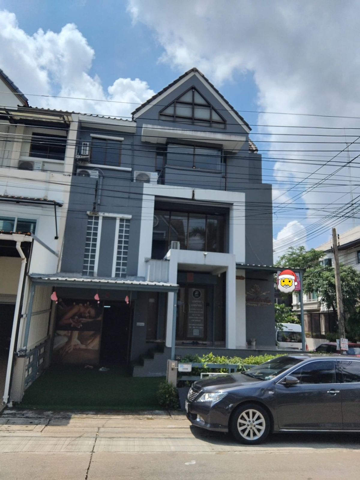 ให้เช่าทาวน์โฮมรามคำแหง หัวหมาก : 🏡 ให้เช่าทาวน์โฮม 3 ชั้น + ชั้นลอย ทำเลทอง “ทาวน์อินทาวน์” หลังมุม 45 ตรว. แอร์ 10 ตัว เหมาะทำโฮมออฟฟิศ / ครอบครัวใหญ่ / ฟรีแลนซ์สายครีเอทีฟ 📍Town in Town – ศรีวรา |