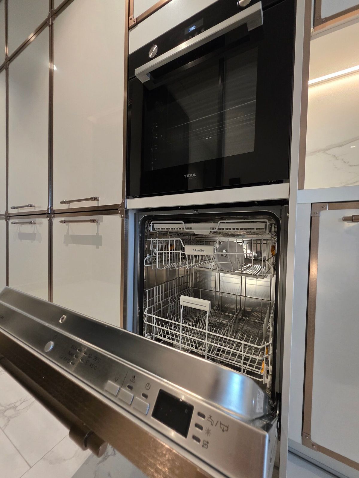 For RentSukhumvit, Asoke, Thonglor : For rent 📍 La Clef Bangkok by The Crest Collection 📍Near BTS Thonglor, complete with furniture and appliances