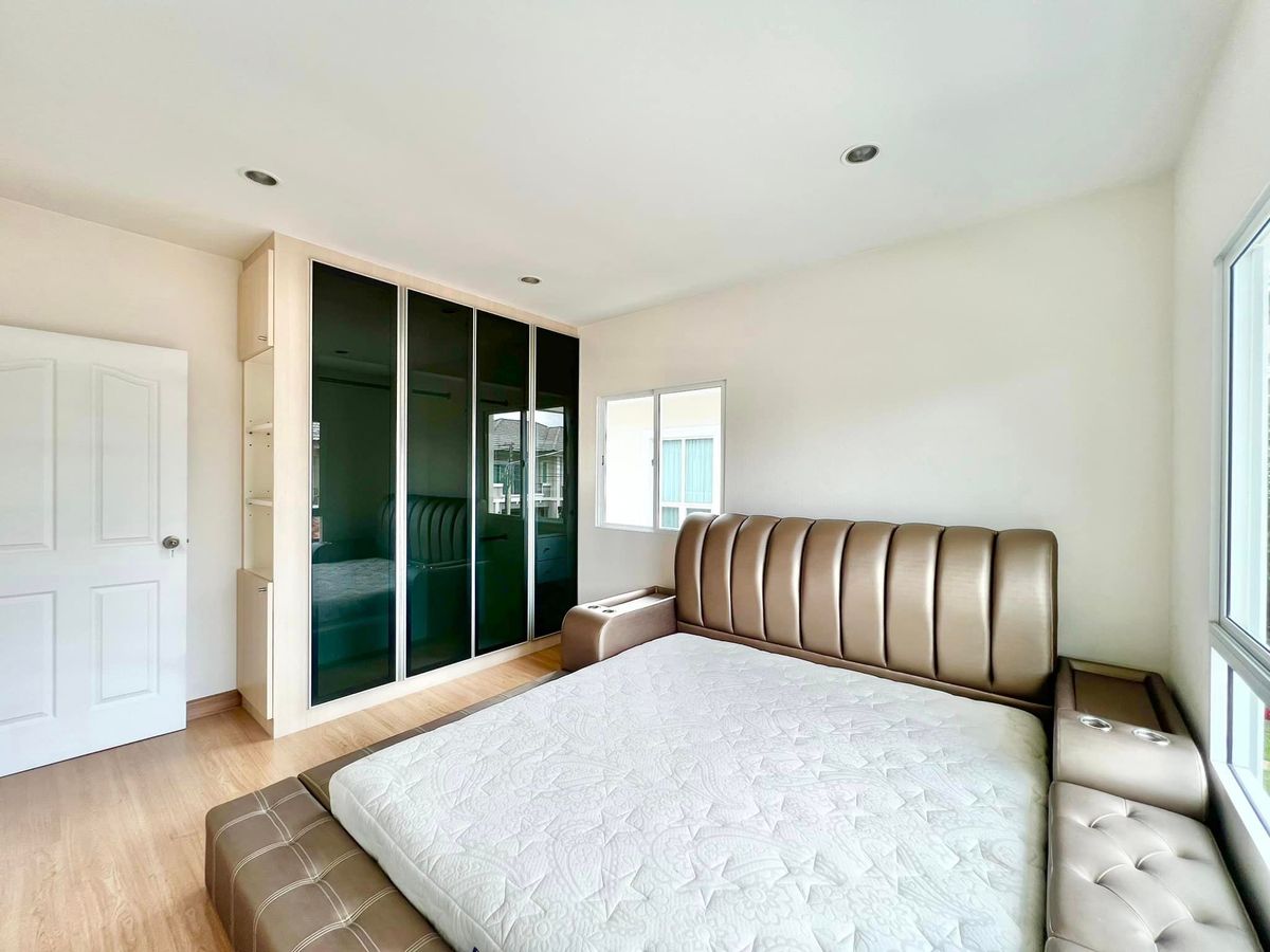 ขายบ้านพุทธมณฑล ศาลายา : 🎉🏡 บ้านสวย รีโนเวทใหม่! พร้อมเฟอร์บิ้วอิน! ภัสสร เพรสทีจ ปิ่นเกล้า-เพชรเกษม ✨ 