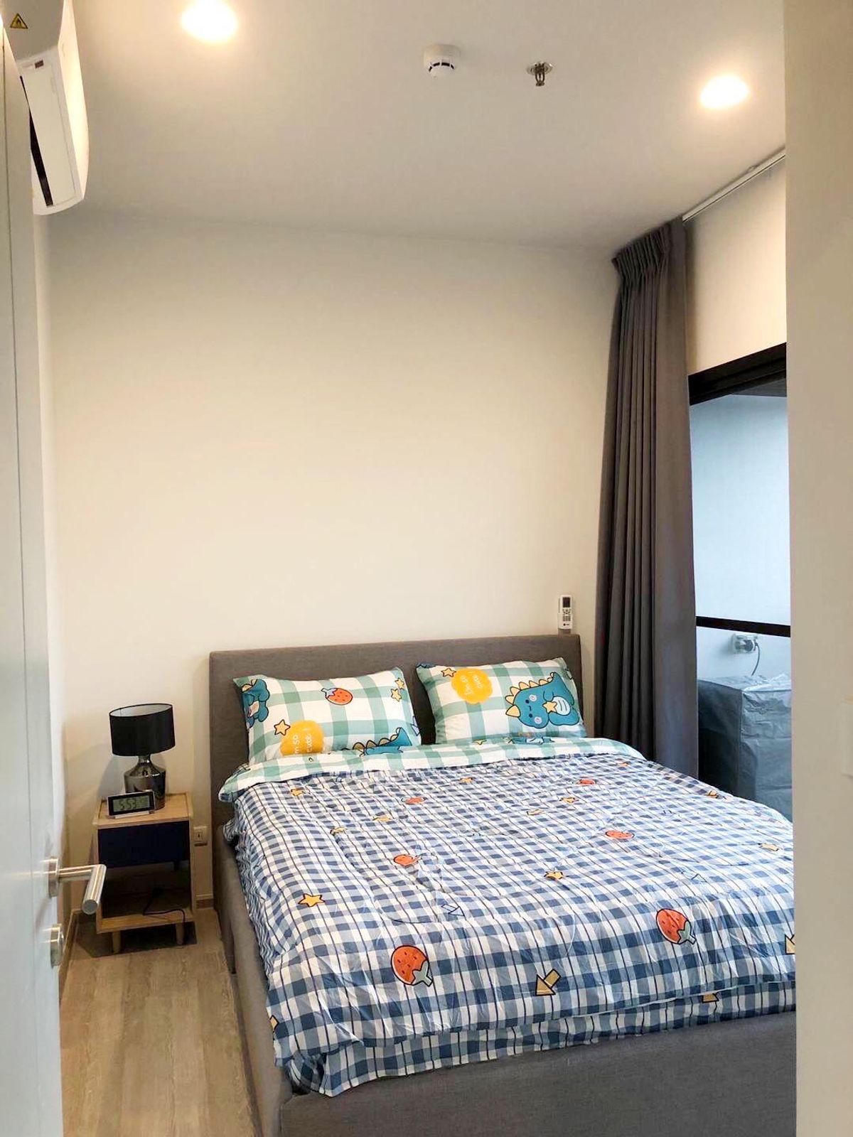 For RentCondoSukhumvit, Asoke, Thonglor : Condo for rent XT Ekkamai (Sukhumvit 63) size 30 sqm. | 7th floor